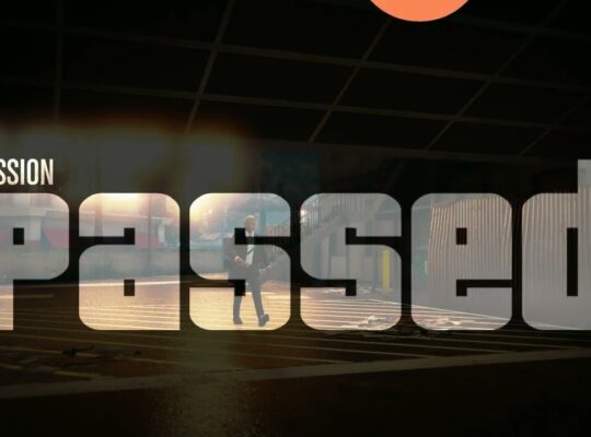 Grand Theft Auto Online – Slush Fund Mission Passed | Career Progress Reward: Cluckin’ Bell Tee