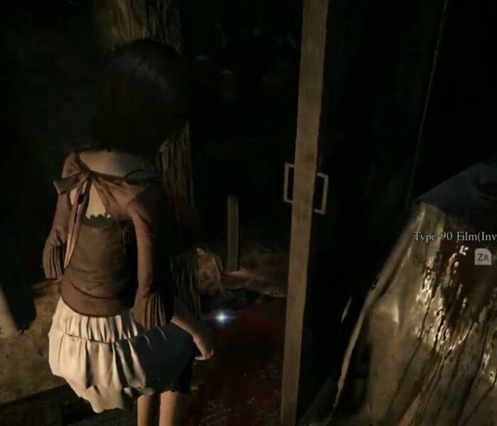 Fatal Frame 2 Remake – Chapter 3: Find The Triple Diamond Key: Glowing Green Crystal (Reveal Door)