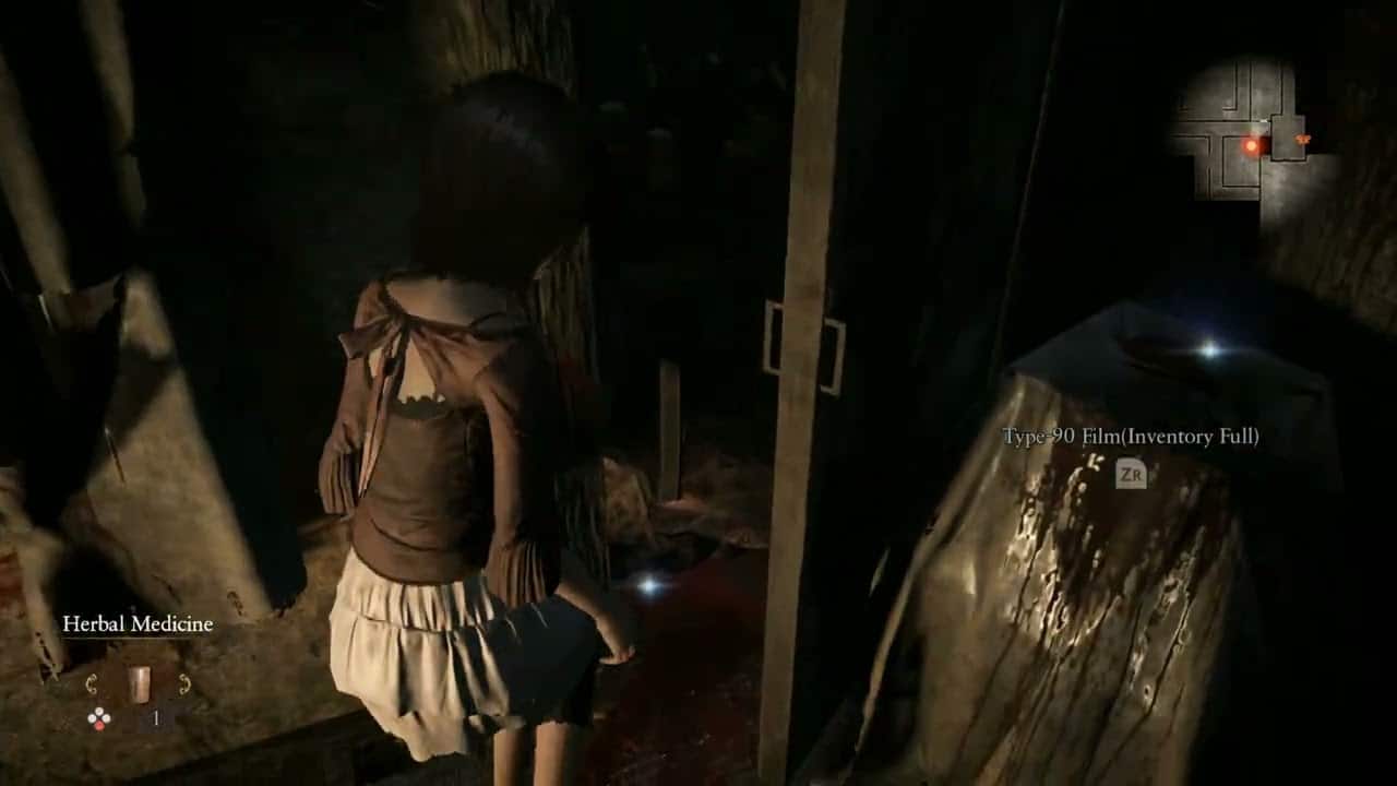 Fatal Frame 2 Remake – Chapter 3: Find The Triple Diamond Key: Glowing Green Crystal (Reveal Door)