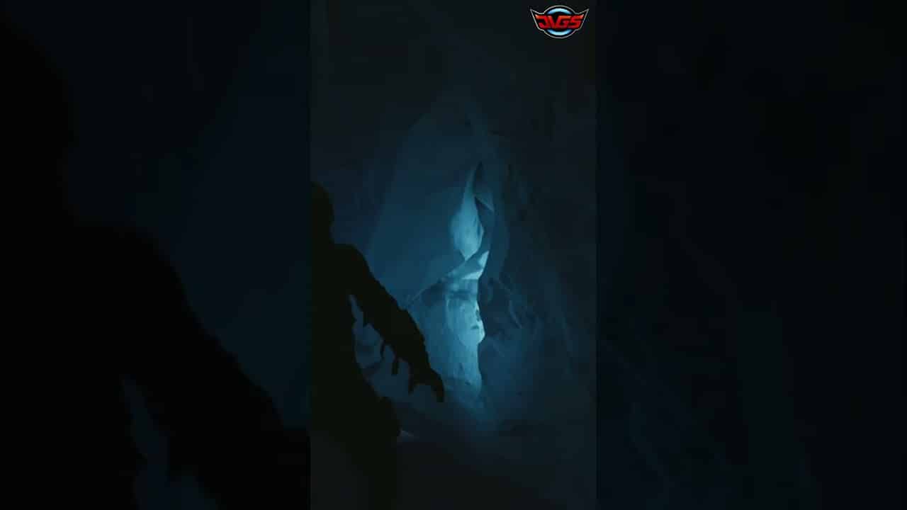 Aphelion – SURVIVE the icy cave! Stealth mission against a deadly creature! #shorts