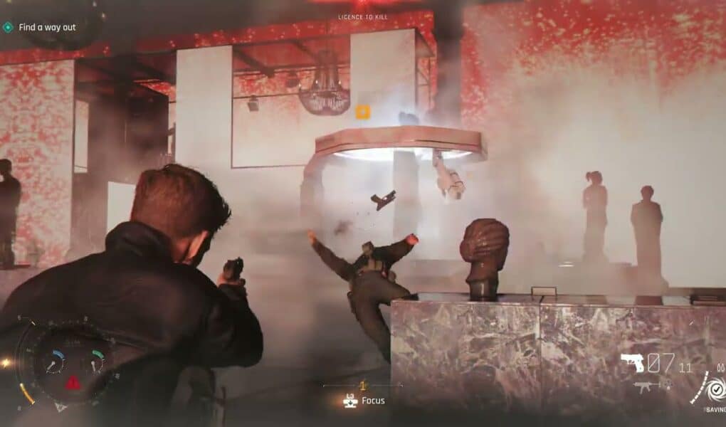 007 First Light – Uninvited: Find a Way Out of the Webb Exhibition Room | License To Kill Gameplay