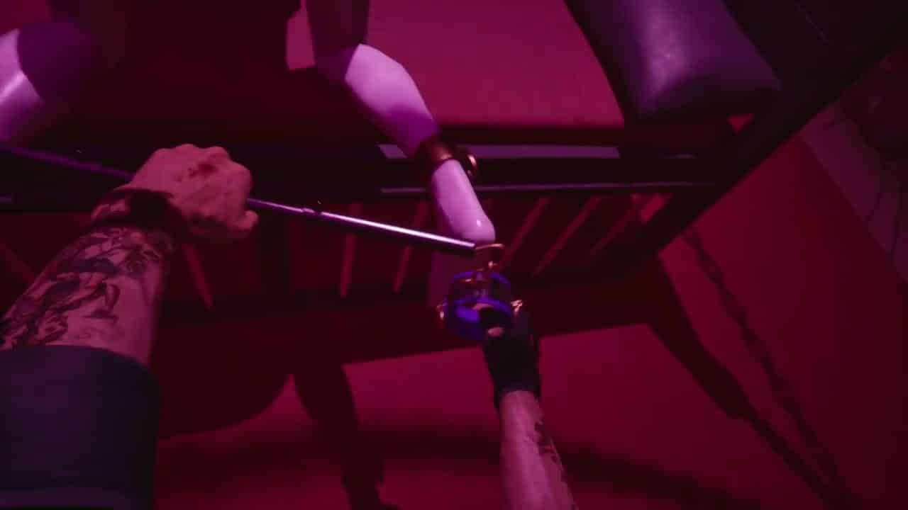 Hellraiser: Revival – Escape The Cult: Appease The Girl To Get VIP Token: Put Cuffs On | Use Paddle